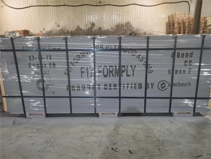 F17 Formply 2400x1200x17mm