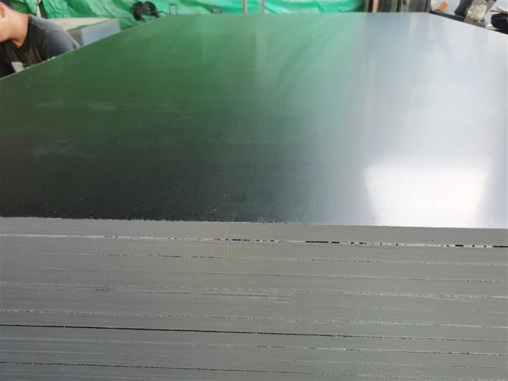 China Factory 18mm Brown/Black BP Film Faced Plywood For Construction
